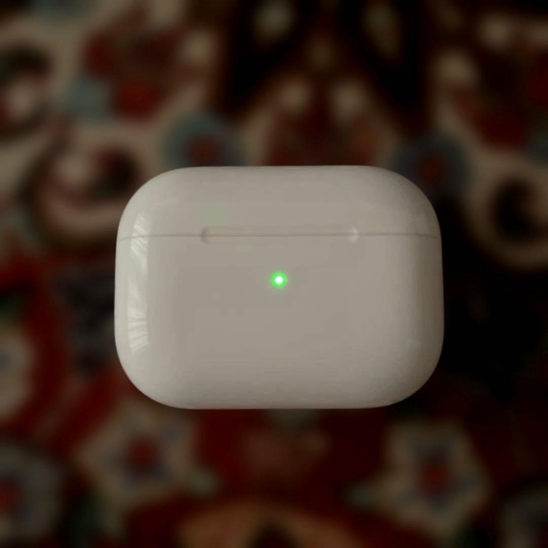 正規品‼️美品❣️【AirPods Pro2】第2世代　ライトニングタイプ