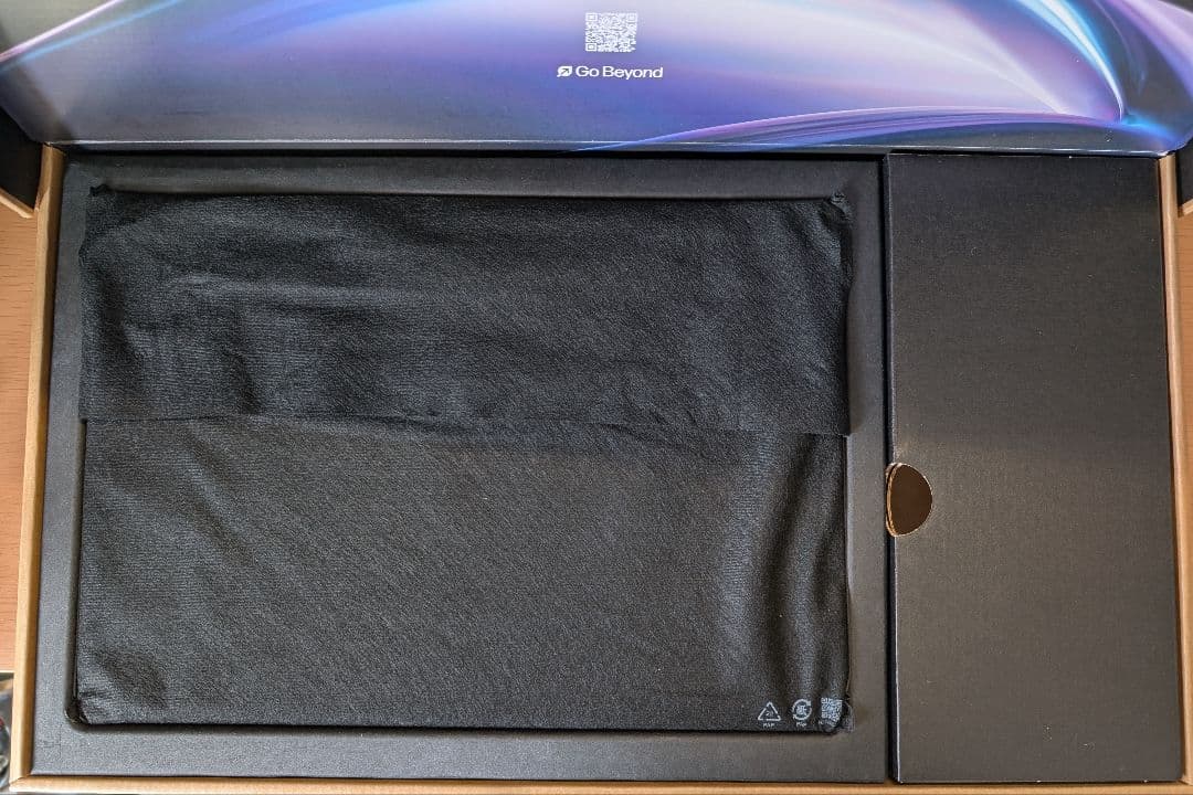 HP Envy x360 Ryzen5 8640HS (i7 12世代相当)