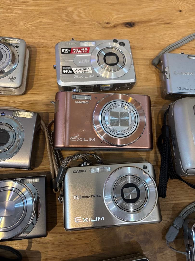 デジタルカメラ　25台　 ジャンク品　まとめ売り