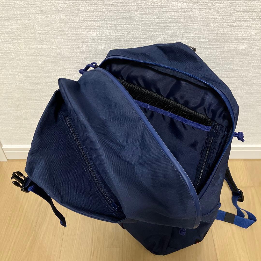 【期間限定】 BRIEFING URBAN GYM PACK MネイビーB4対応
