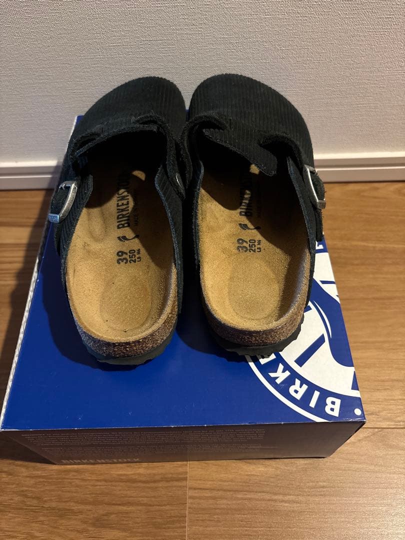 BIRKENSTOCK ブラック コーデュロイ サボサンダル