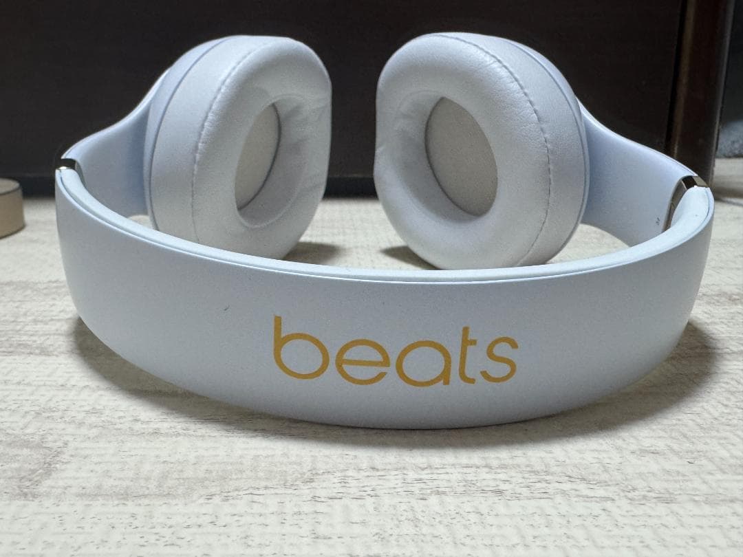 フェブリン Beats studio3 Wireless ホワイト