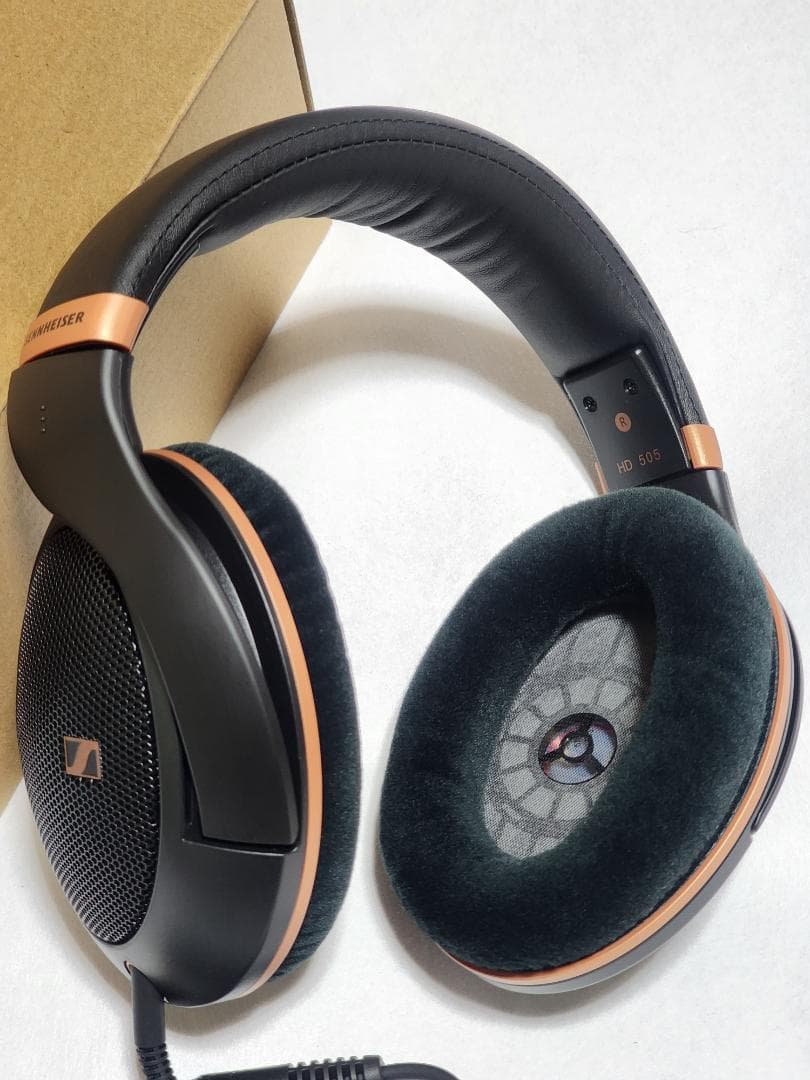 【新品同様】 Sennheiser HD505【国内正規品】