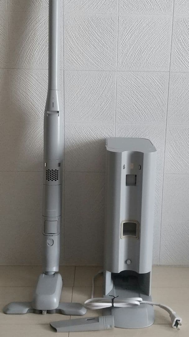 Panasonic セパレート型コードレススティック掃除機 MC-NS70F-H