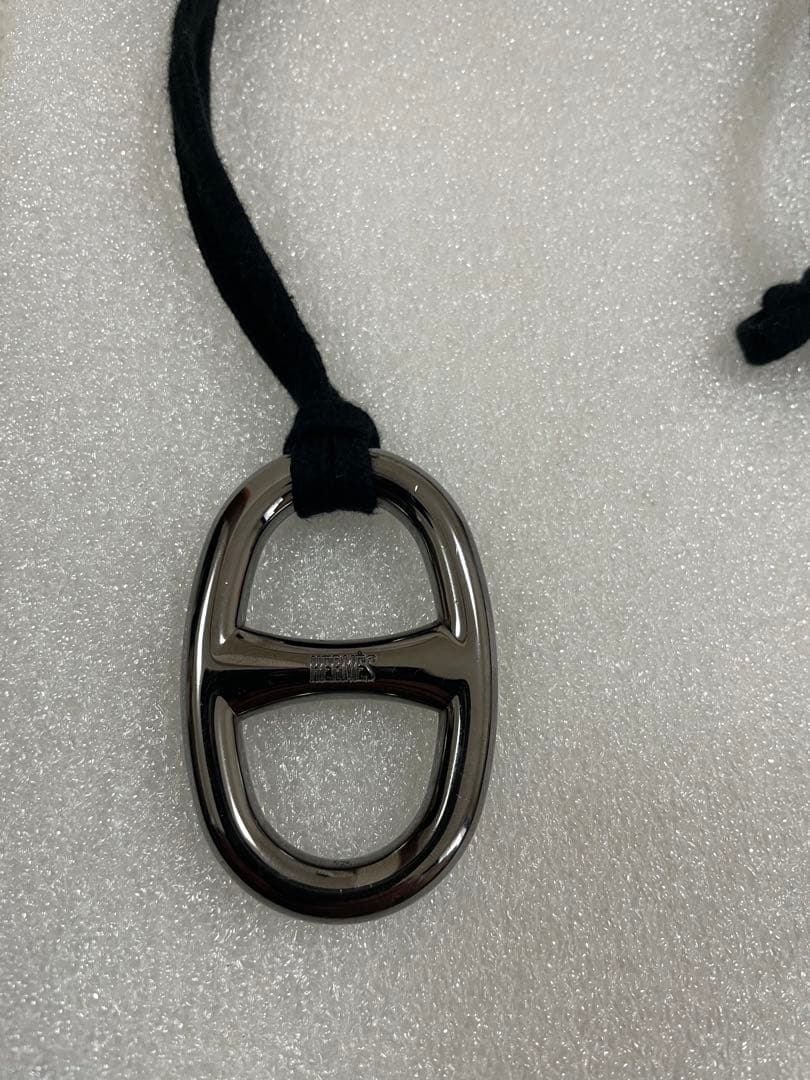 エルメス　HERMES スカーフリング　シルバーメタリック　メンズ