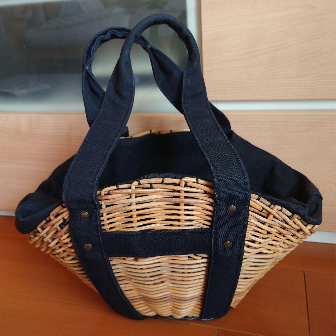 エバゴス　扇型バッグ