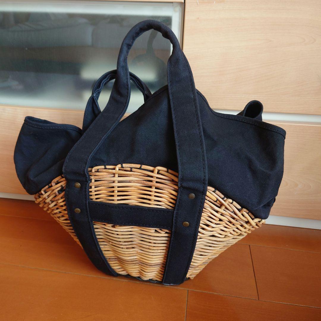 エバゴス　扇型バッグ