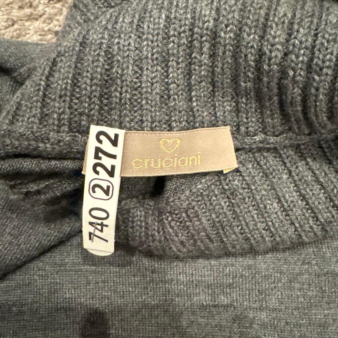クルチアーニ　グレー　タートルネック　ニット　48サイズ　ウール