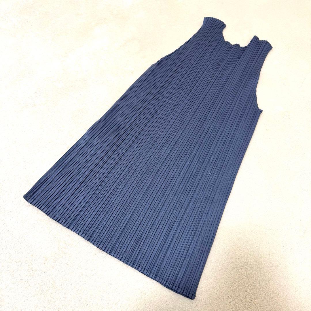 極美品✨ISSEY MIYAKE プリーツ　ネイビー　チュニック　ノースリーブ