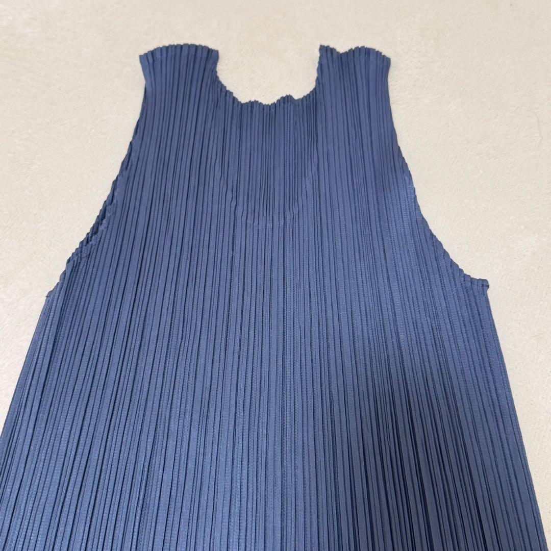 極美品✨ISSEY MIYAKE プリーツ　ネイビー　チュニック　ノースリーブ