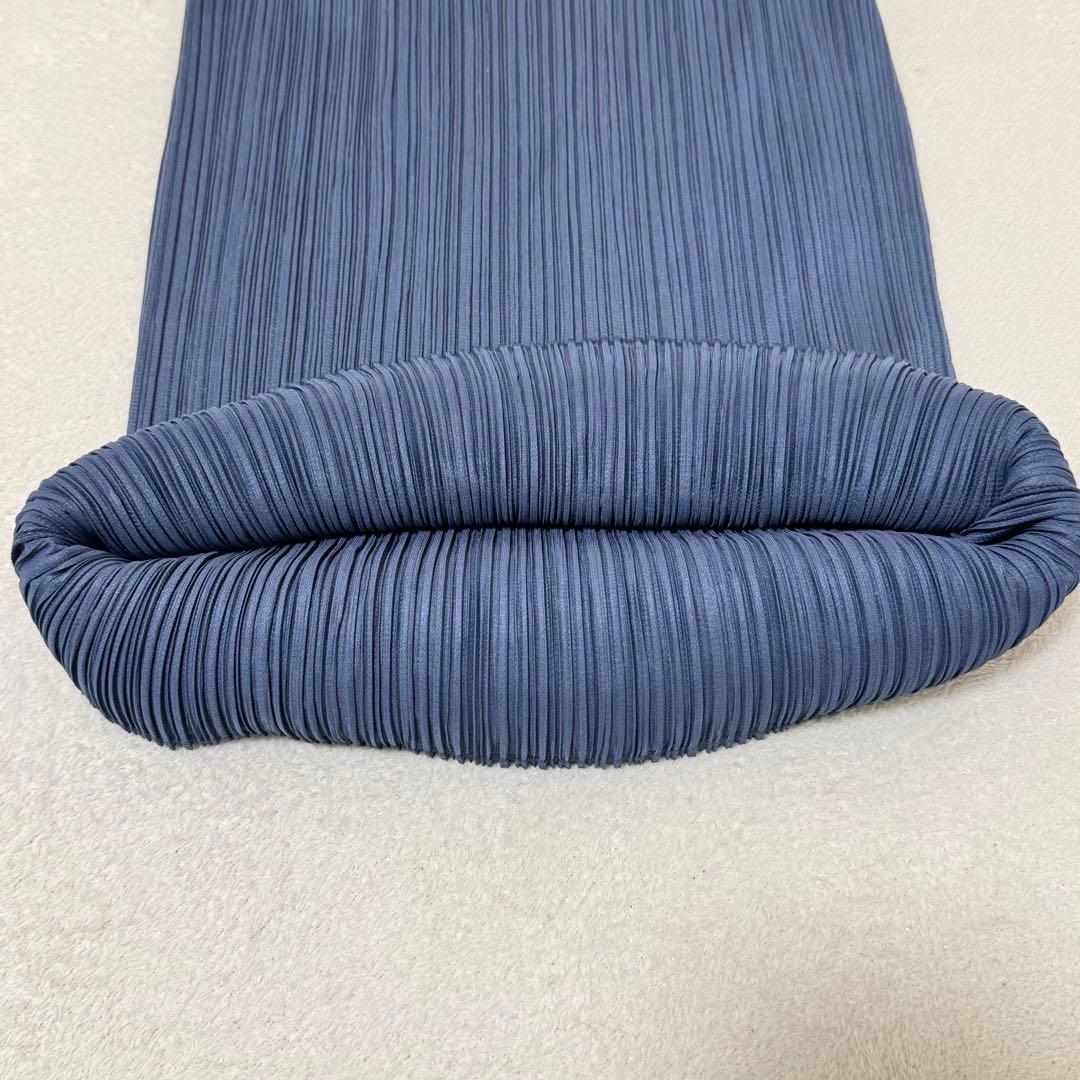 極美品✨ISSEY MIYAKE プリーツ　ネイビー　チュニック　ノースリーブ