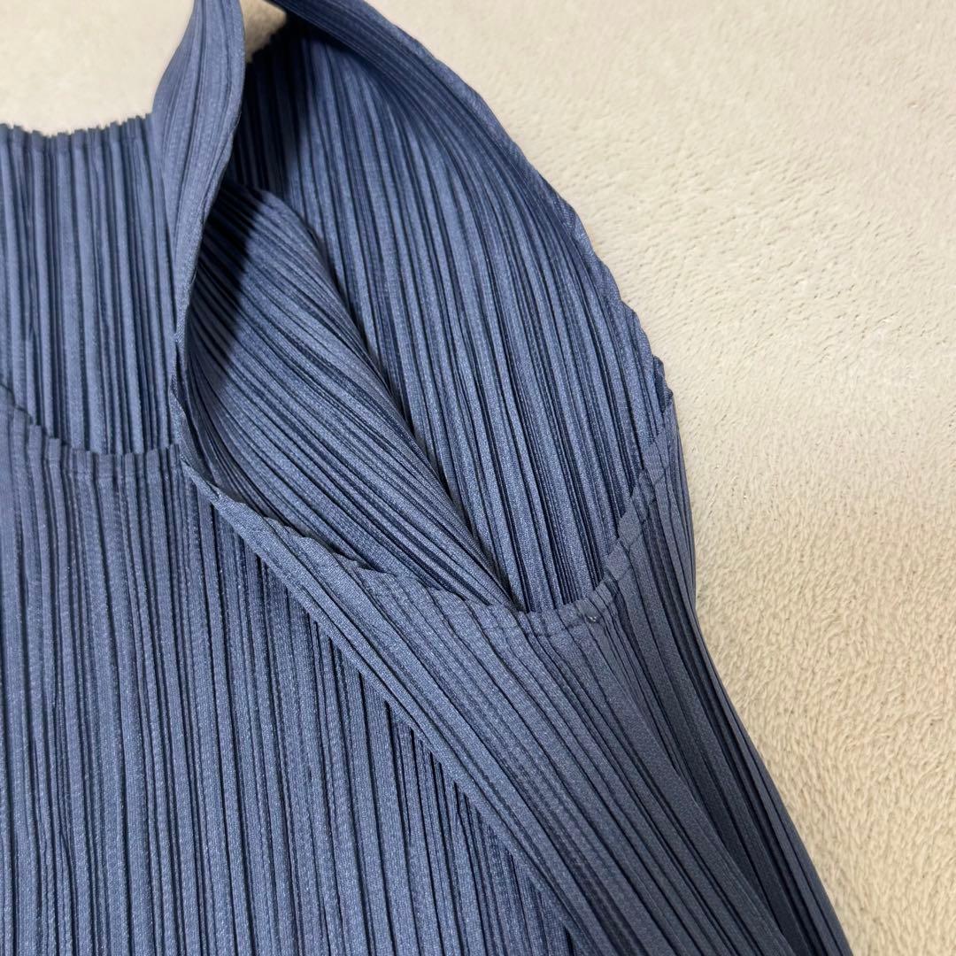 極美品✨ISSEY MIYAKE プリーツ　ネイビー　チュニック　ノースリーブ