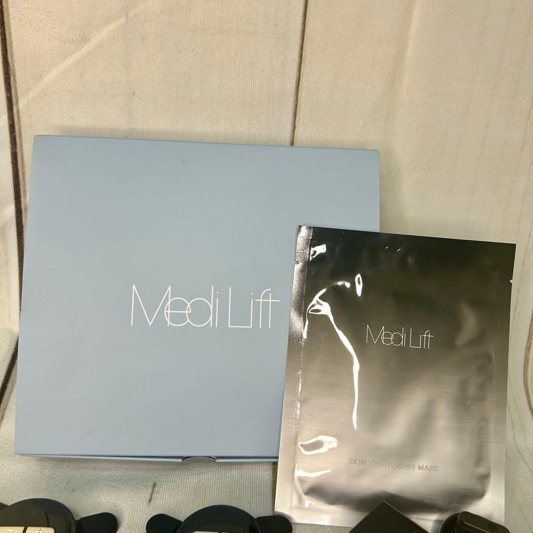 【美品】メディリフトプラス （EPM-18BB） EMSエクササイズマスク