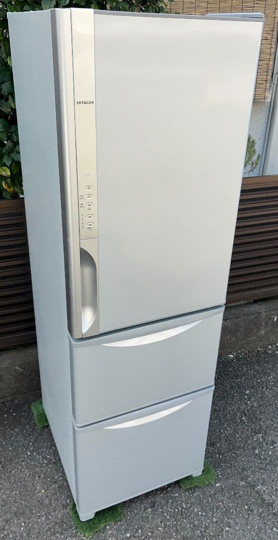 日立大型3ドア冷凍冷蔵庫 315L 真空チルド　自動製氷機能付き