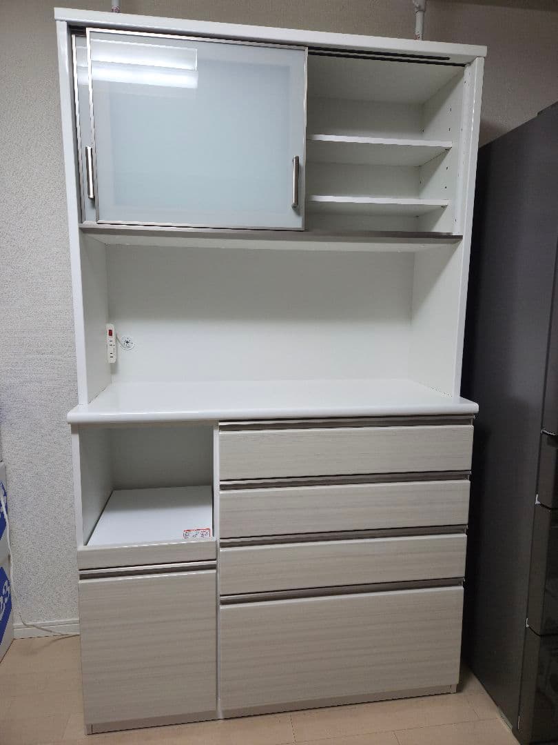 【値下げしました】ニトリ　カップボード