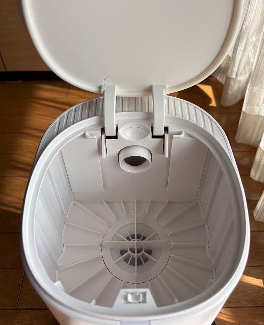 ECOVACS エコバックス　DEEBOT N8+ ロボット掃除機　2023年製