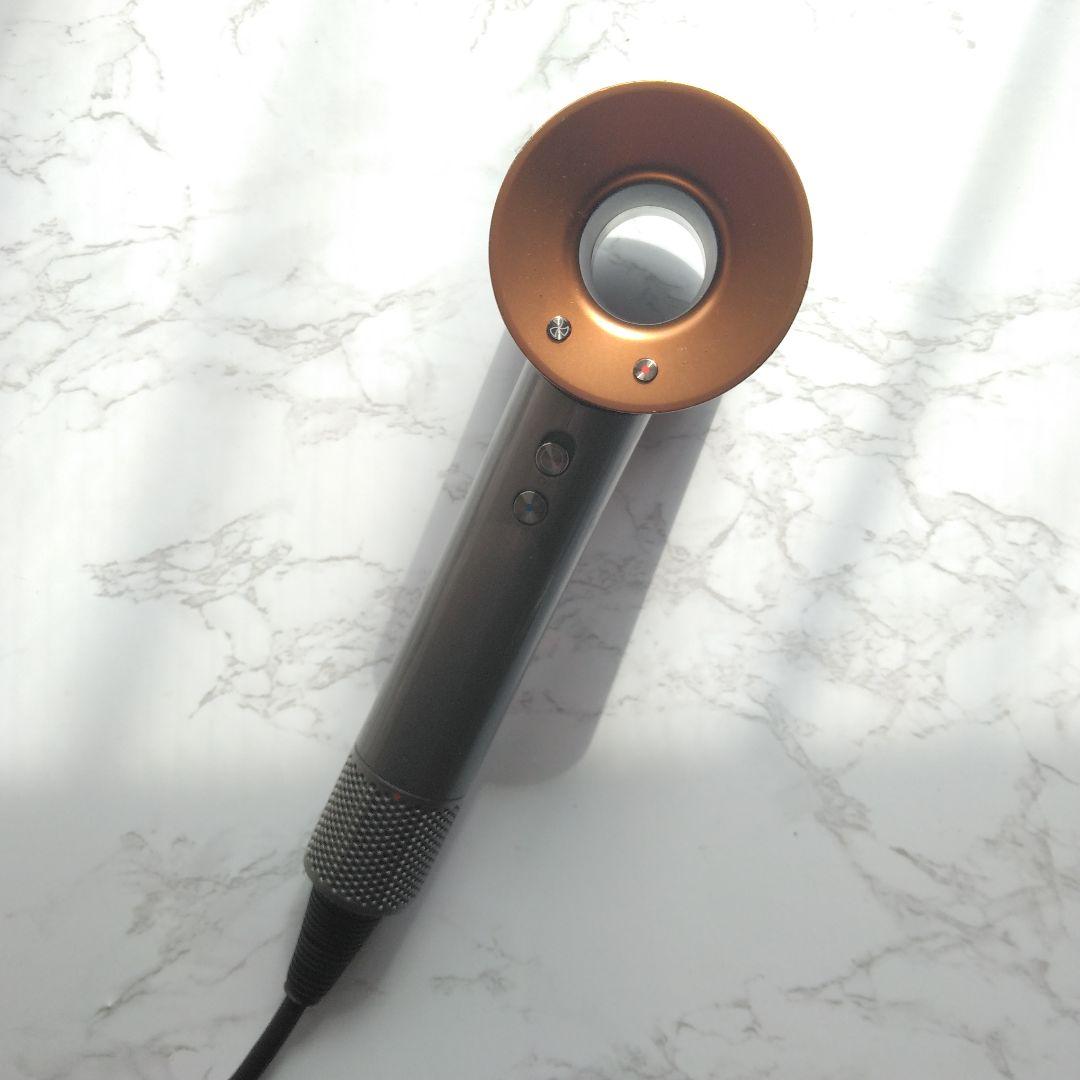 動作良好　人気シリーズ　ダイソン　Dyson　HD08　ドライヤー