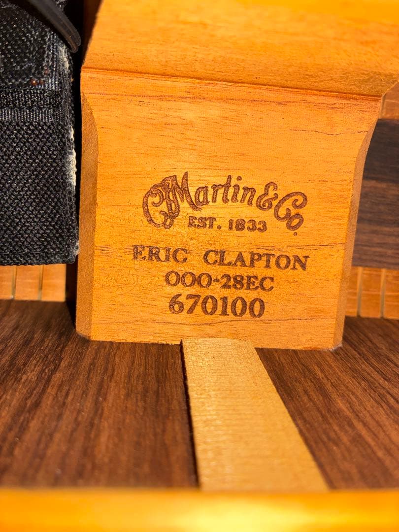 マーティン00028-EC Vintageエリッククラプトンモデル、ケース付