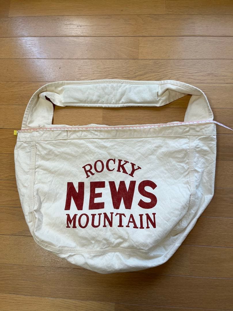 ダブルワークス　ウエアハウス ニュースペーパーバック　ショルダーバッグ