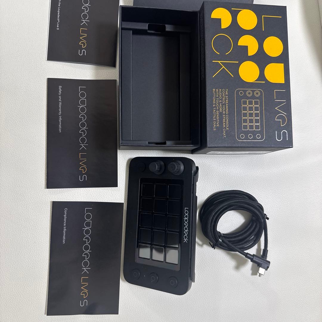 Loupedeck Live S ストリーミングコンソール