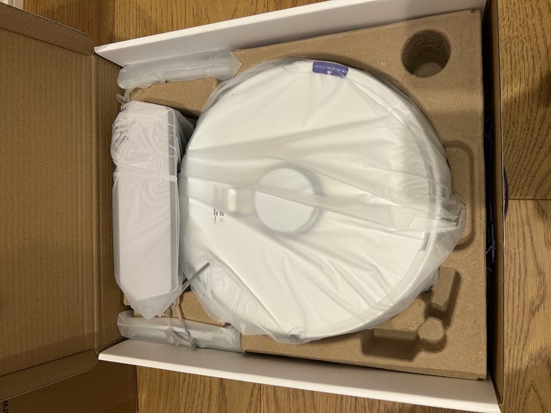 ユッキーNARWAL Freo Xplus ロボット掃除機本体