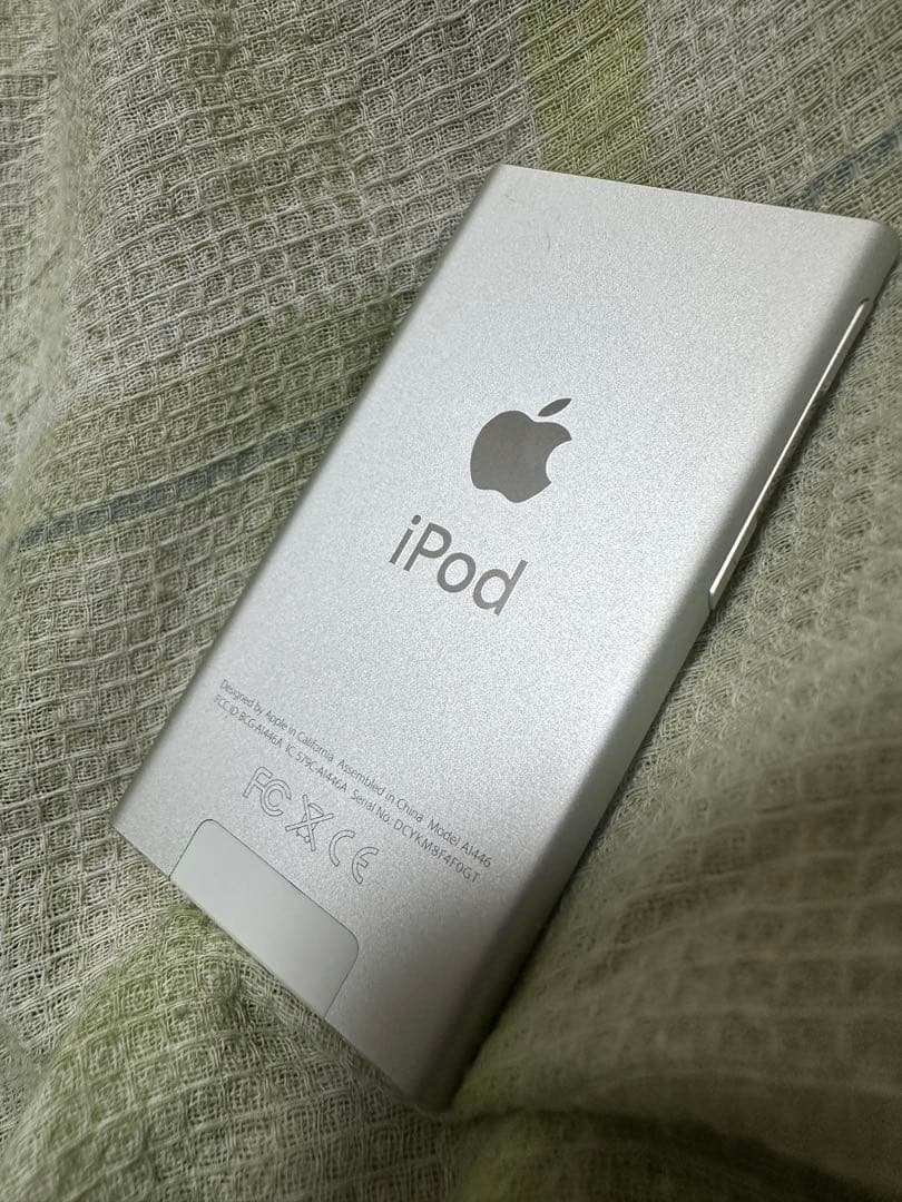 Apple iPod nano 第7世代 16GB シルバー