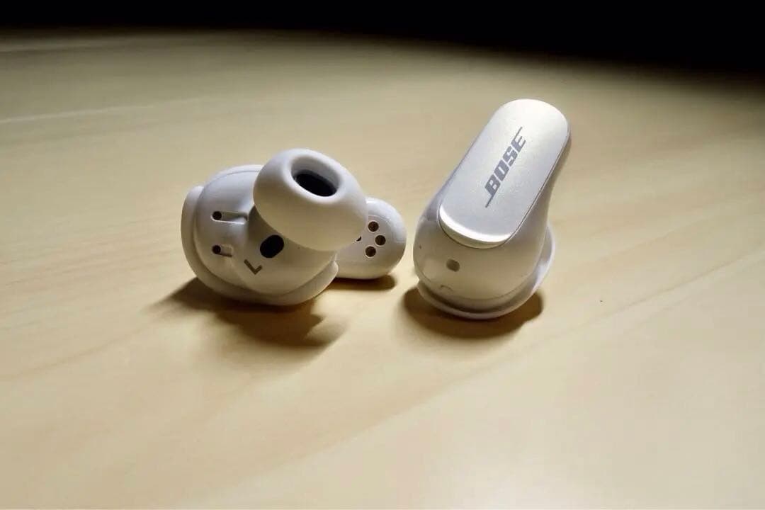 BOSE QuietComfort Ultra Earbuds（限定色）