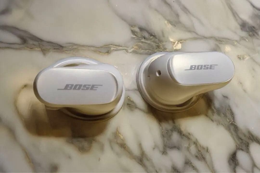 BOSE QuietComfort Ultra Earbuds（限定色）