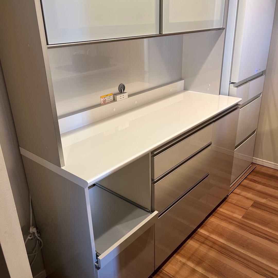 O*M様 パモウナ　キッチンボード　カップボード　食器棚　140 送料込