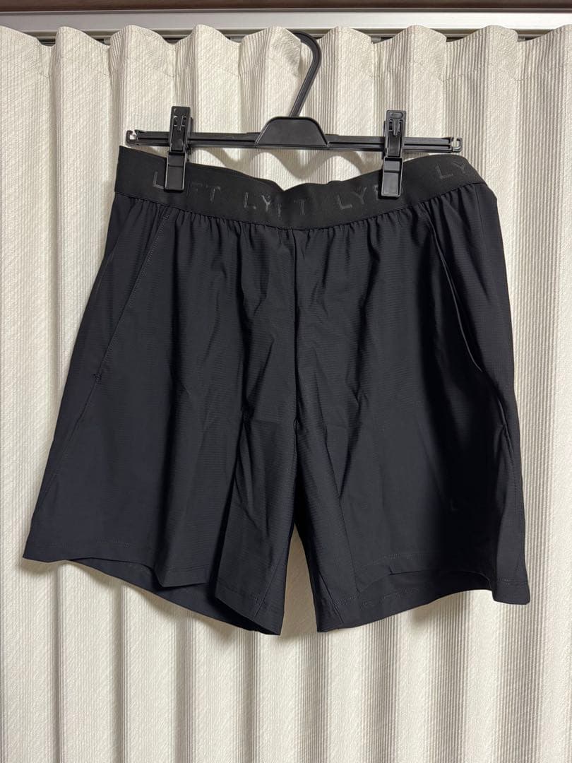 LYFT リフト ブラック ショートパンツ ハーフパンツ 新品 L