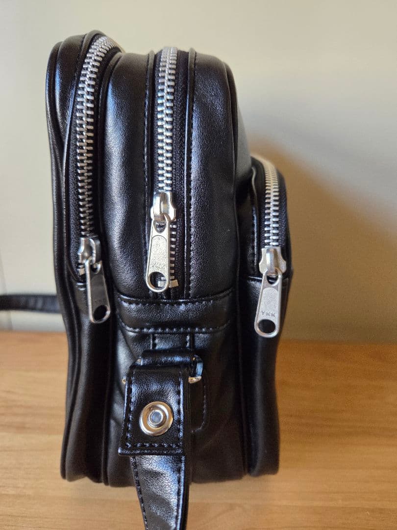 美品　COMME des GARÇONS 黒 ショルダーバッグ　ギャルソン