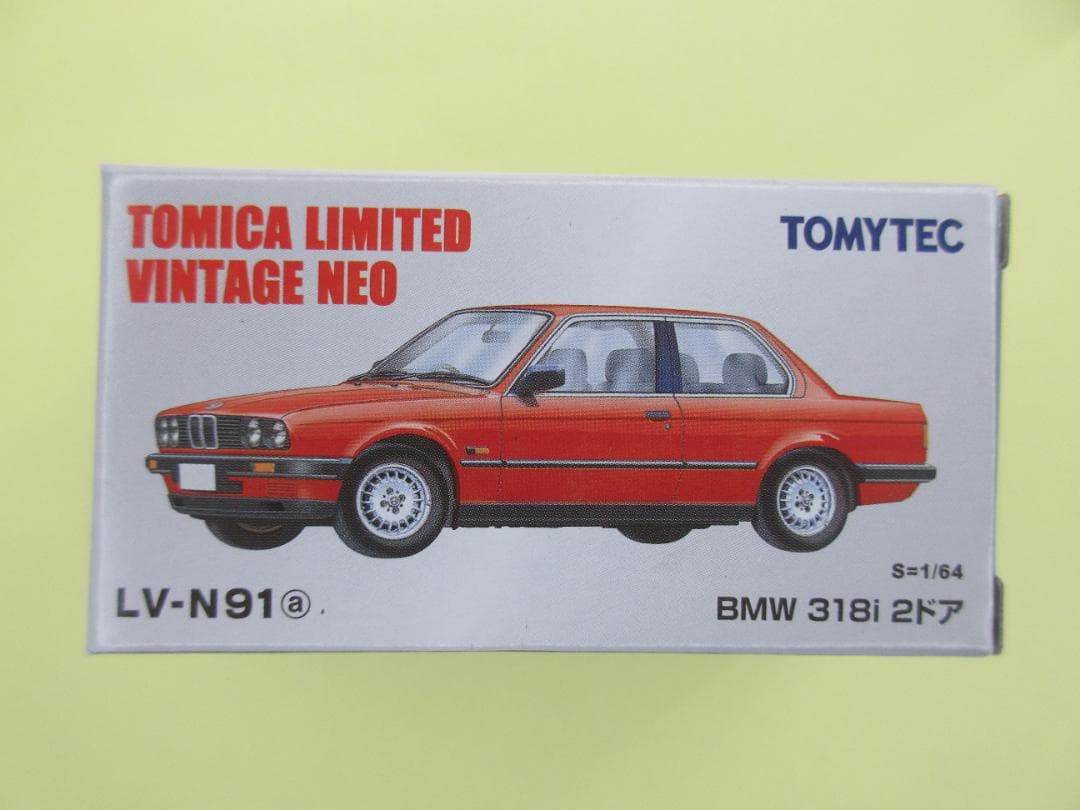 トミカ　リミテッド　ヴィンテージ　ネオ　　318ｉ　２ドア
