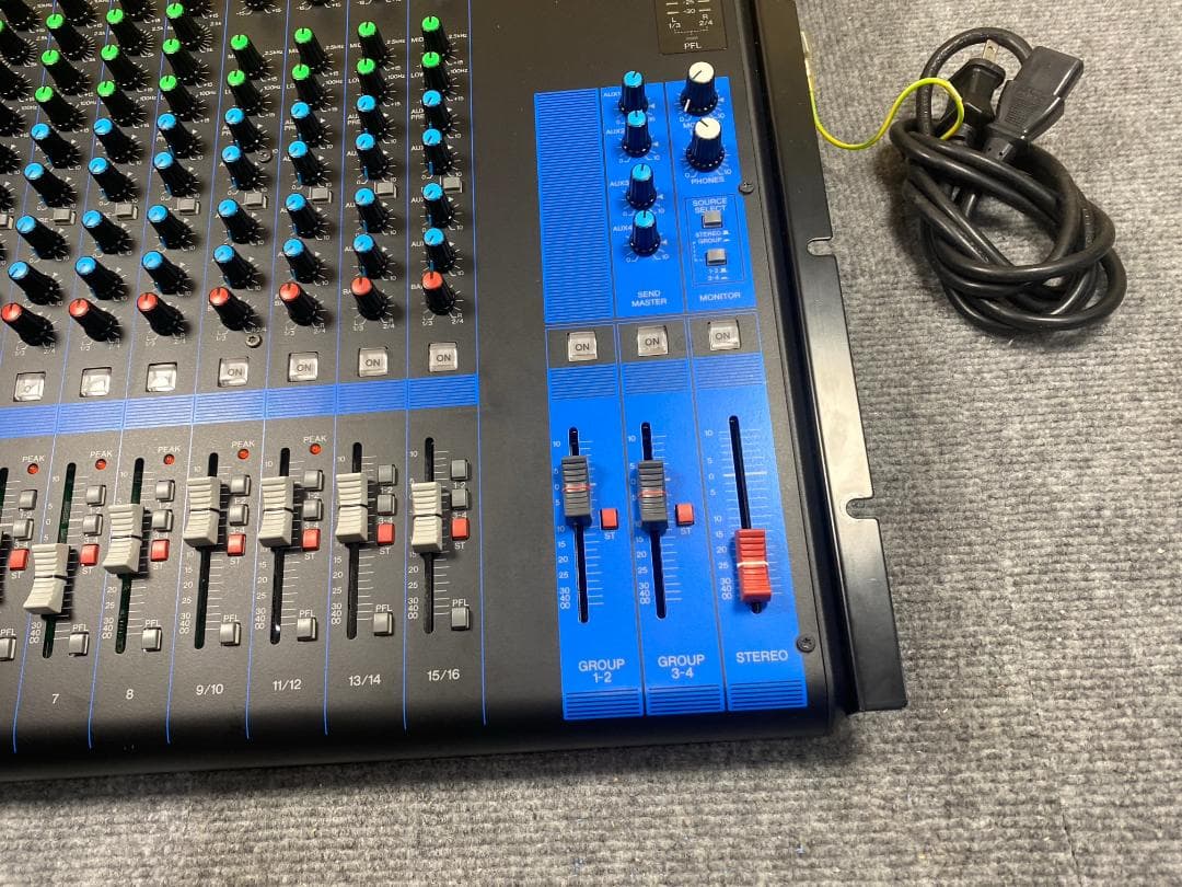 YAMAHA MG16 ミキサー