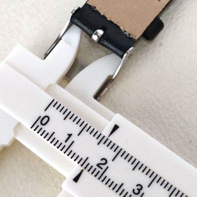 アキュレイトフォルム 黒色茶色2本レザーベルトセット　キュリオスキュリオ製