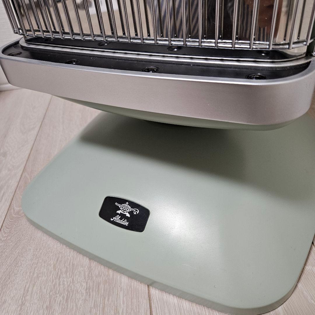 アラジン　遠赤外線グラファイトヒーター　2018年製