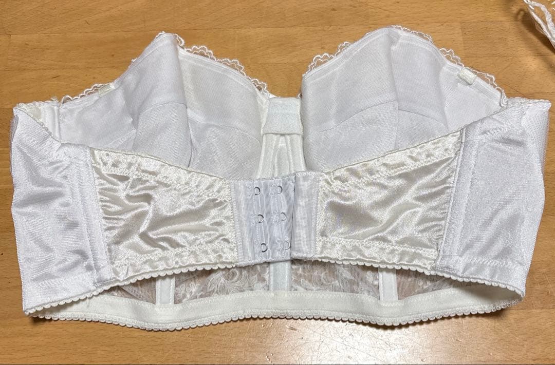 【ぼたん】セモアブライダルインナーホワイトコルセット E75