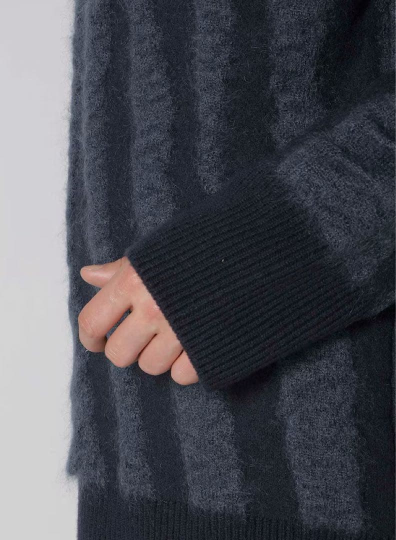 Y's ストライプタートルネックニット