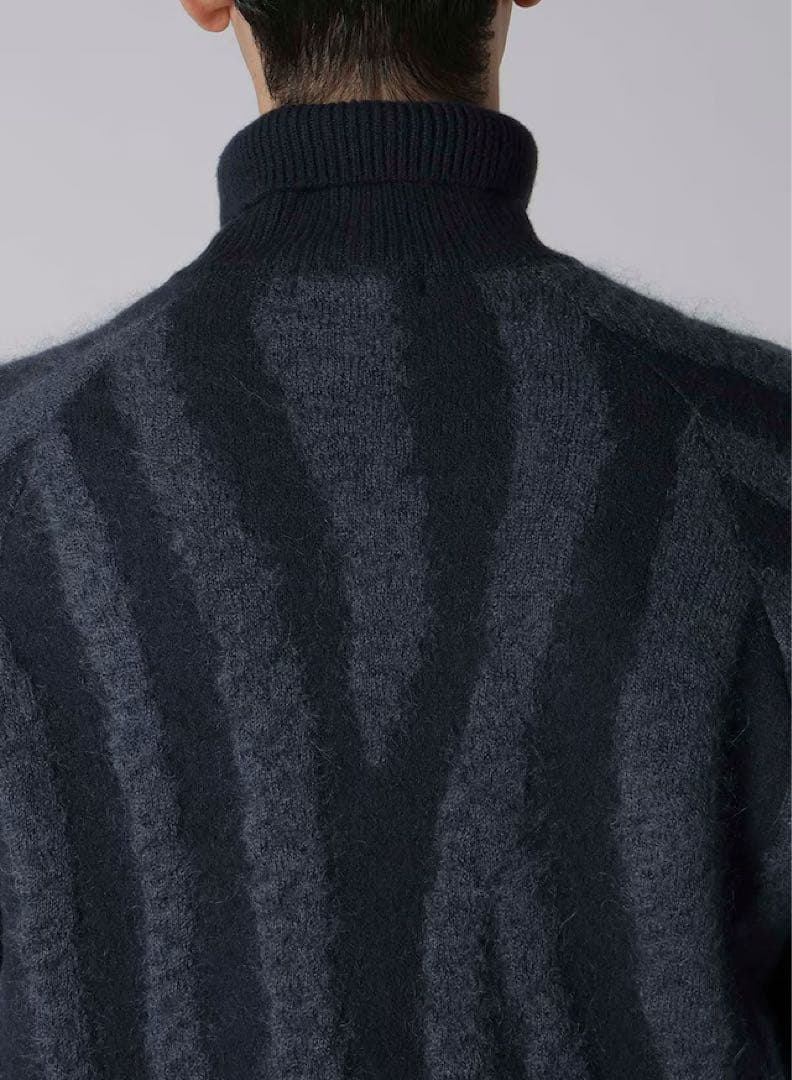 Y's ストライプタートルネックニット