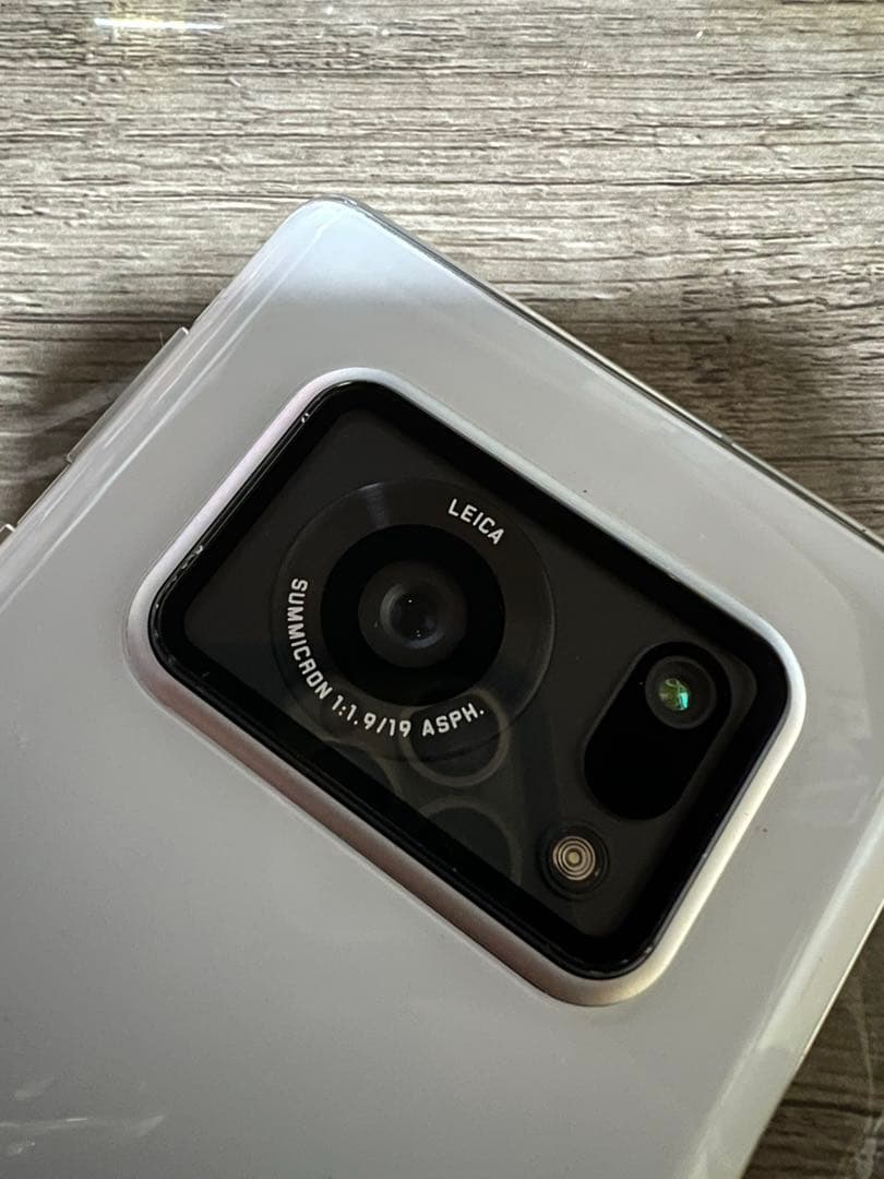 美品！ AQUOS R6 【SDカード64GB 付き】