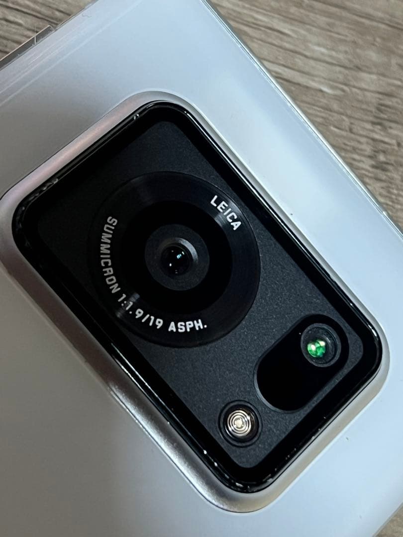 美品！ AQUOS R6 【SDカード64GB 付き】