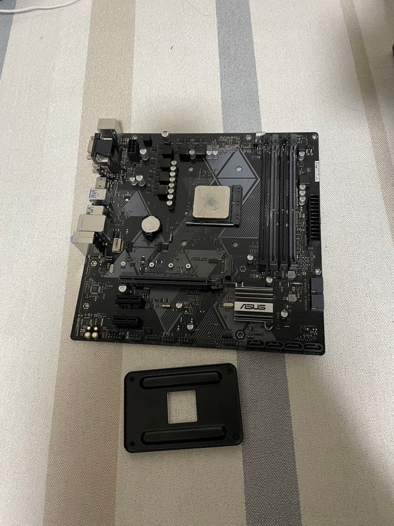 ASUS AM4 マザーボード バックプレート付き CPU付き