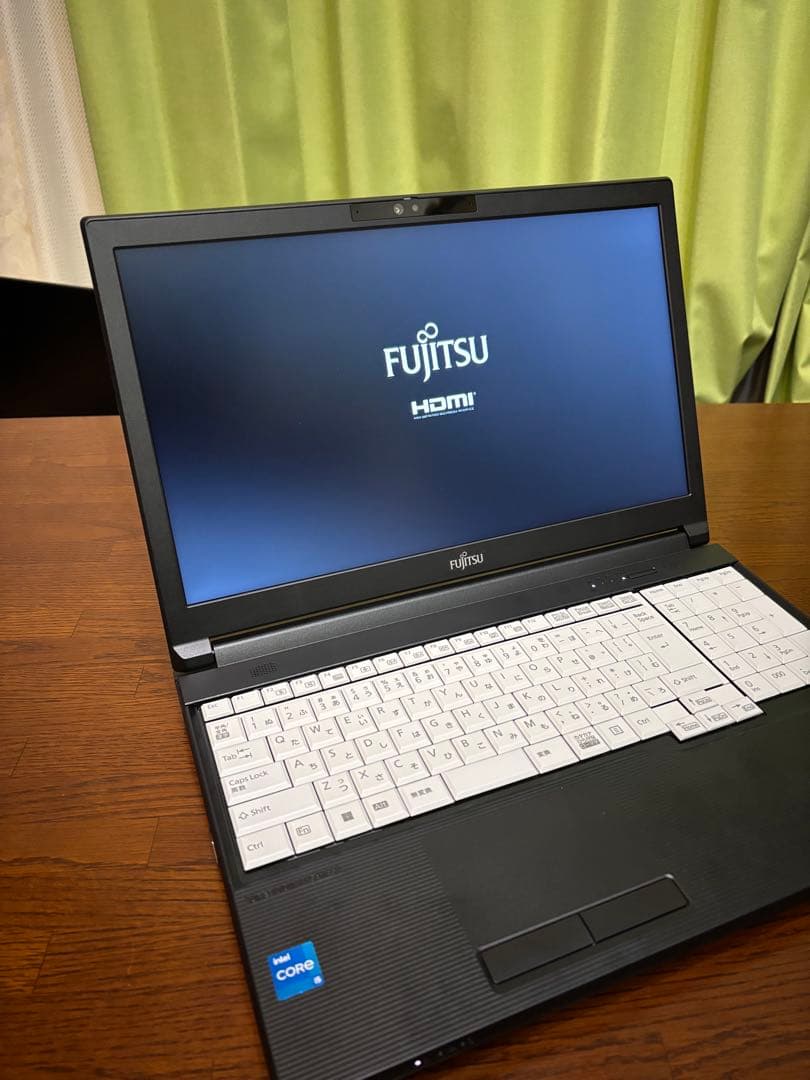 【新品同様使用極わずか】Fujitsu LIFEBOOK A5513 NX