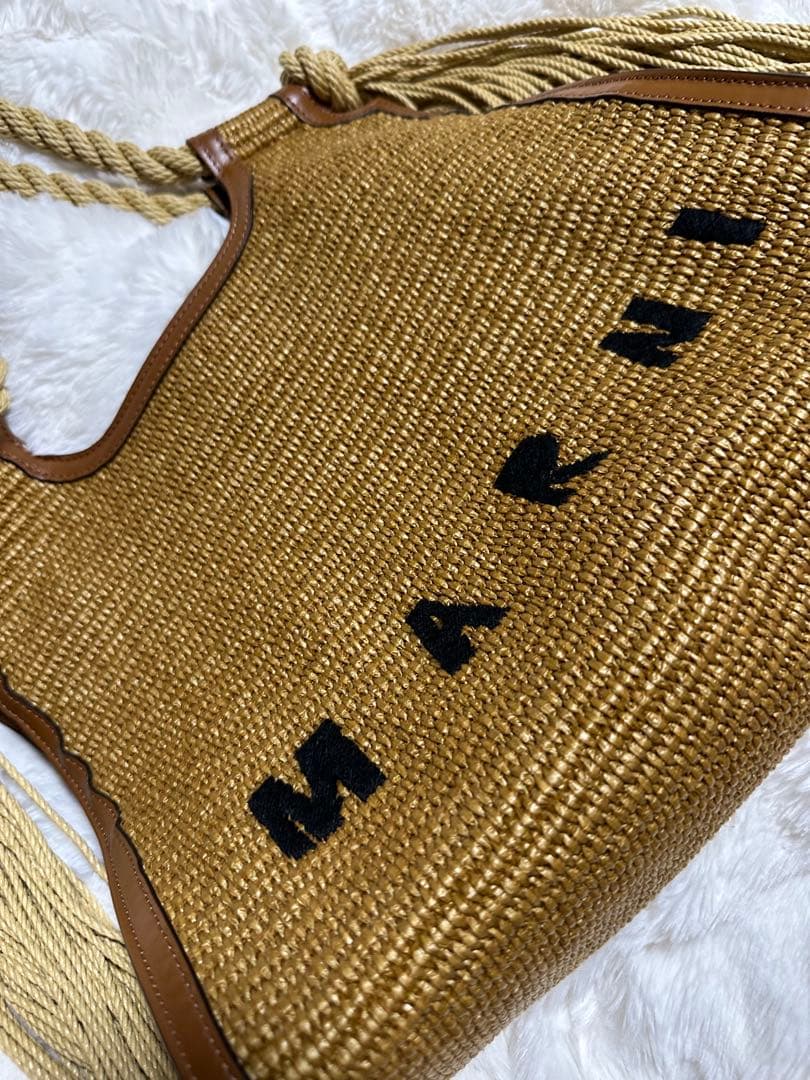 MARNI フリンジ付きトートバッグ