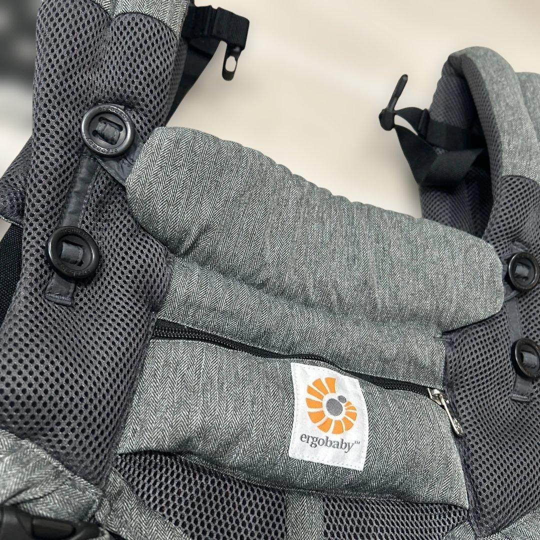 【超美品】エルゴ ergo オムニブリーズ 抱っこ紐 よだれパッド付き