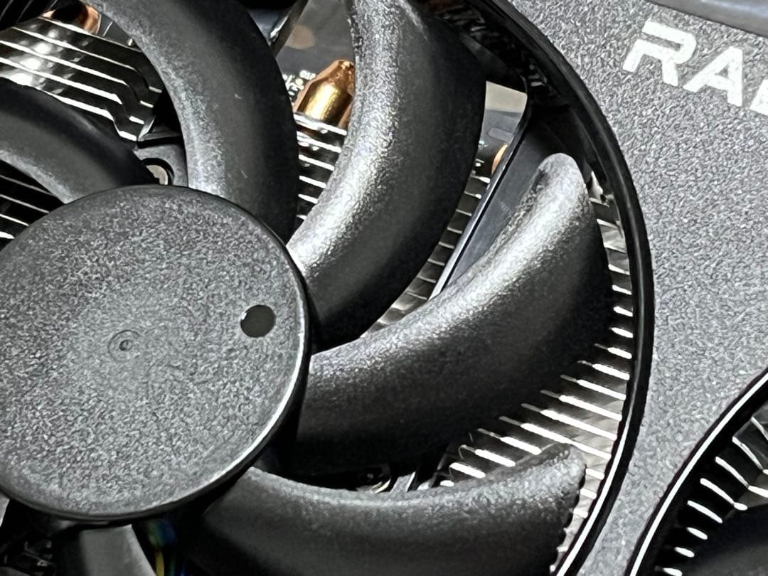 Radeon RX 7600（メーカー交換品・動作確認済）