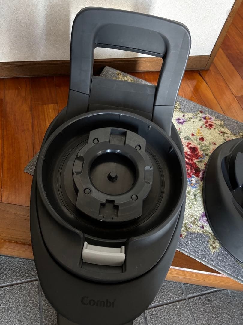 楓様専　コンビ ザエス Air ISOFIX 　ロッタ　ZD チャイルドシート