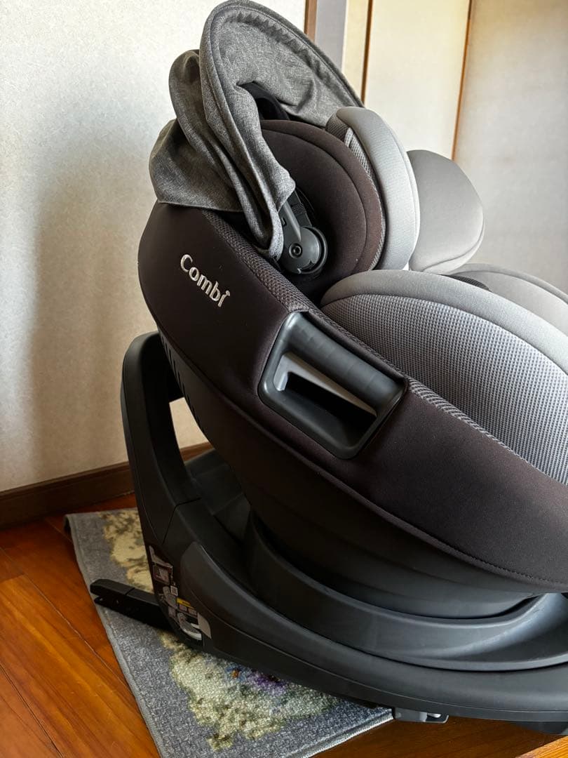 楓様専　コンビ ザエス Air ISOFIX 　ロッタ　ZD チャイルドシート