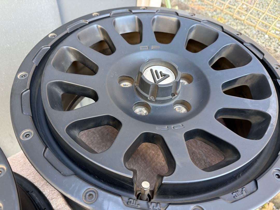 【中古】A:(2本）デルタフォースオーバル デリカD5用