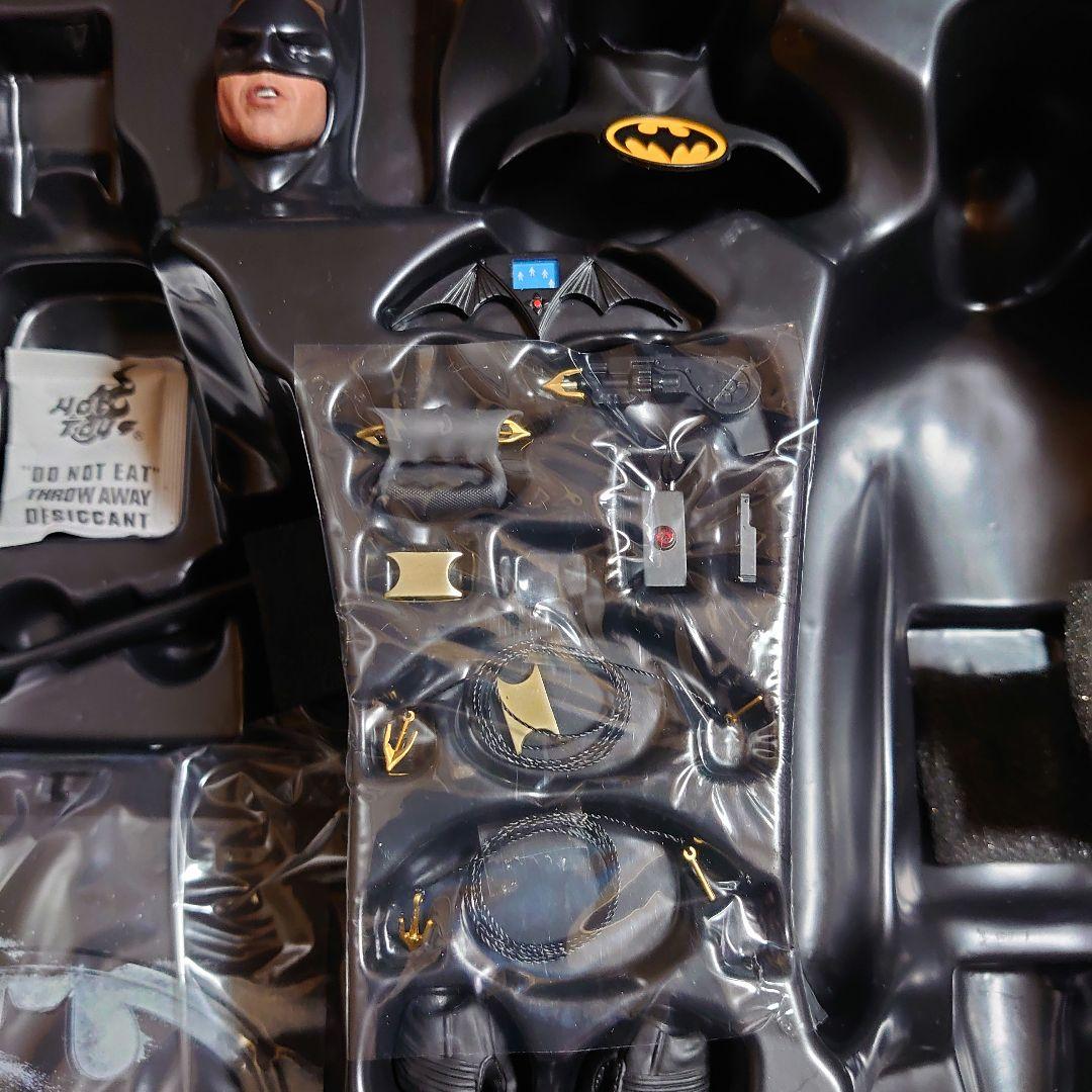 ホットトイズ バットマン 1/6 フィギュア