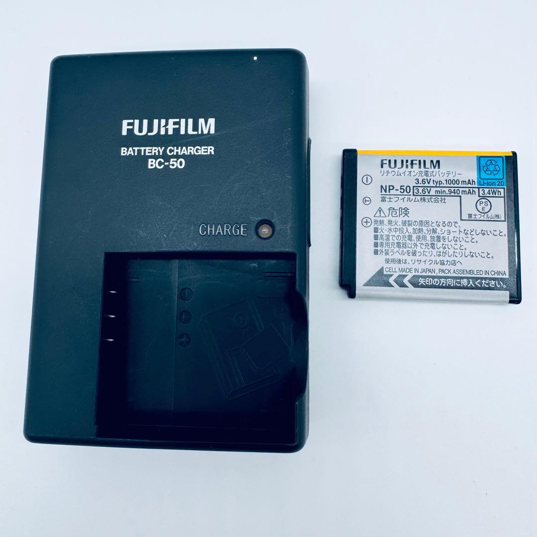 FUJIFILM FINEPIX F70EXR コンパクトデジタルカメラ